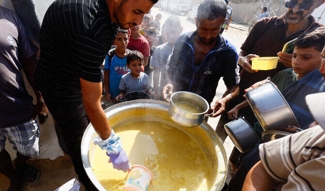 Gaza Faces Rising Catastrophic Food Insecurity Amid Declining Aid