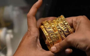 Gold Prices Drop 10g Gold at Rs242,970 as Global Rates Ease