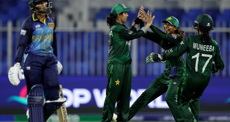 Pakistan Bowlers Dismantle Sri Lanka's Chase to Defend in T20 Clash