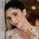 9M Followers Mawra Hocane Thanks Fans from London