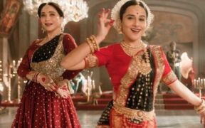 Vidya Balan & Madhuri Dixit Dance in Ami Je Tomar 3.0