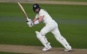 Robinson Replaces Cox in England Squad for New Zealand Test Series