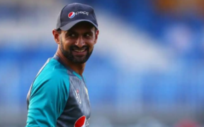 Shoaib Malik Urges Young Cricketers to Prioritize Passion Over Money