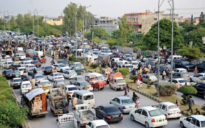 Traffic Disruption as Lahore Ring Road Closes Due to Protests