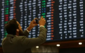 KSE-100 Hits All-Time High with 813.52 Point Gain at PSX