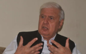 Aftab Sherpao Opposes PTI Ban Urges Stability Amid Political Chaos