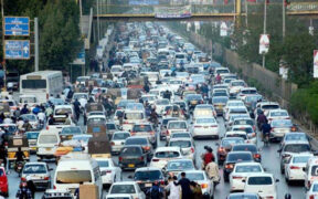 MWM Sit-ins Disrupt Traffic Flow Across Karachi Key Areas Affected