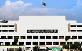 PM Calls Joint Parliament Session for Seminary Bill Approval