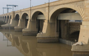 Sukkur Barrage Canal Closure for Renovation Water Disruptions