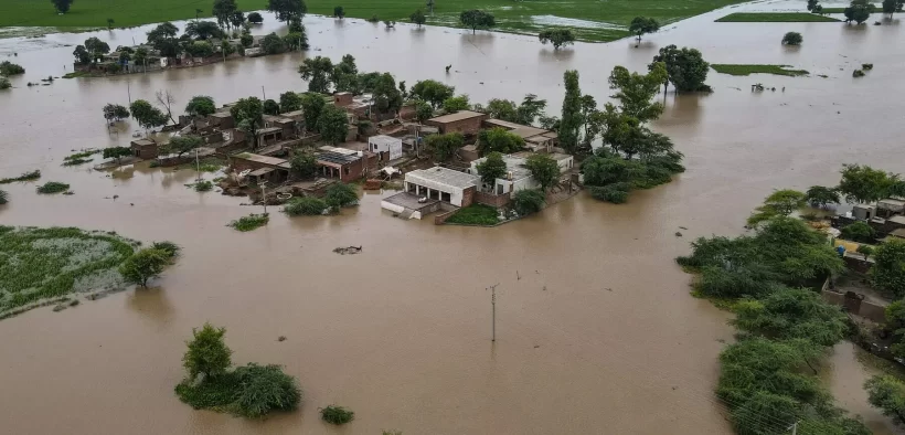 Pakistan Floods 2025 Live Updates Death Toll Tops 800